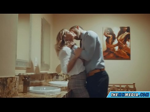 ❤️ Ilehoria busti batek komun publiko batean seduzitzen zaituenean Super sexua %eu.xxxdeutschepornos.ruan ❌❤